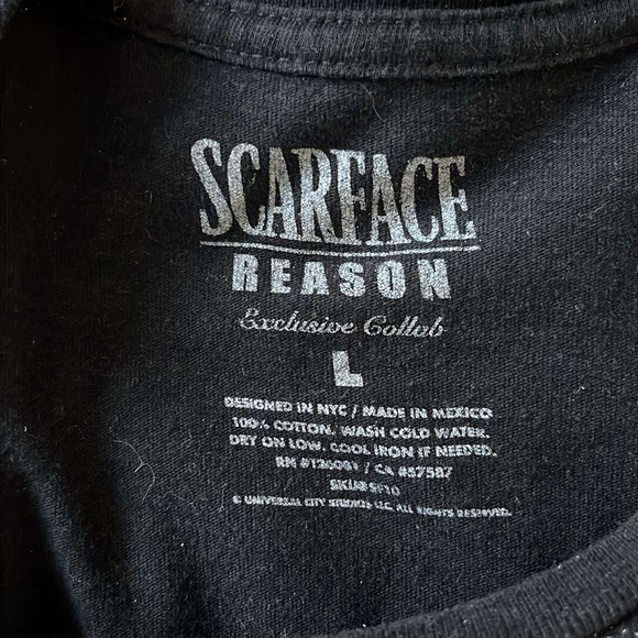 Scarface Exclusive Collab T-Shirt - Picture 3 of 3